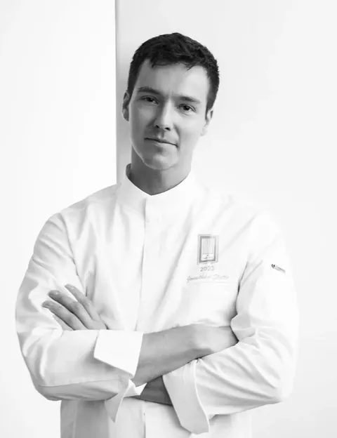 Jonathan Slotte, muotokuva