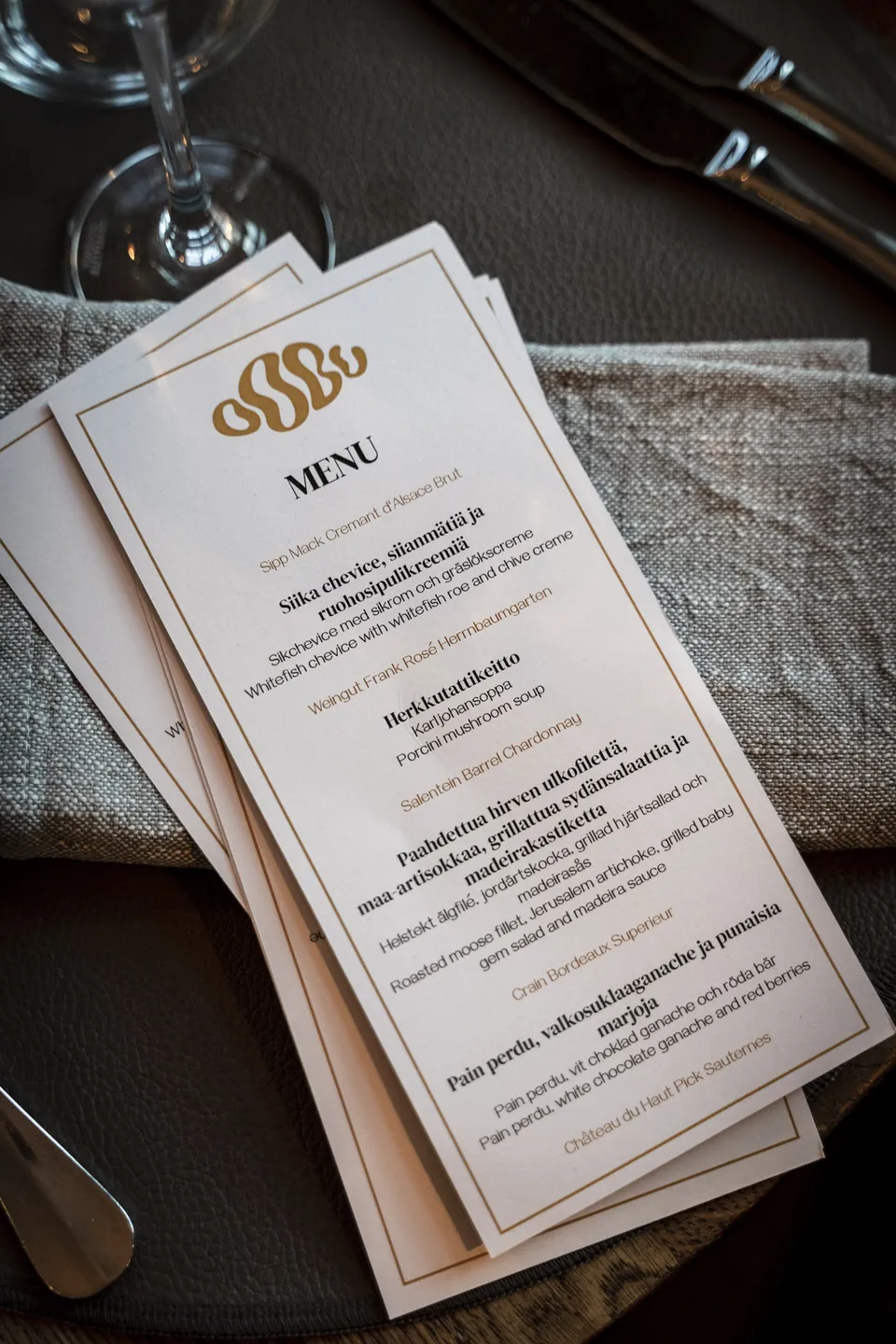 Illan menu pöydällä